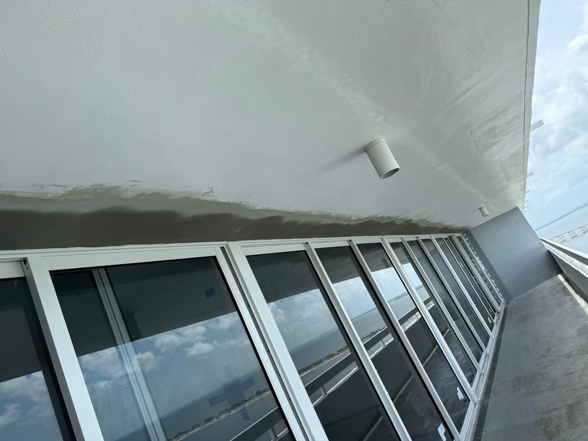 Stucco and paint project in Brickell